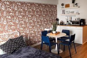 Daytona Beach Club 525-Delights in Daytona