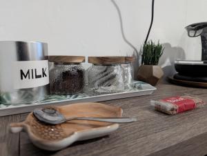 R2 - City & Beach Access, WIFI, Free Parking - Self Catering