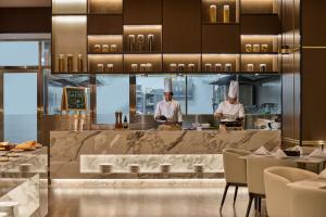 Crowne Plaza Phnom Penh by IHG 金边皇冠假日酒店 Former VM Hotel