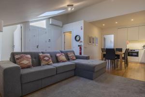 Lisbon views by Innkeeper