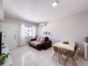 Belíssima Casa a 350m da Praia de Canasvieiras