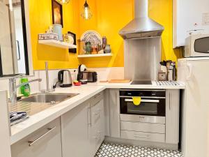 Sejour premium T3 hypercentre, terrasse, wifi Hotel style stay T3 city center terrace WiFi