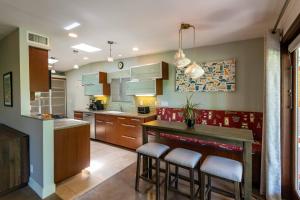 Desert Haven Hideaway