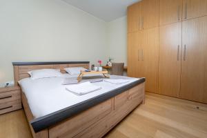 Large One Bedroom Flat - Mountain Bliss