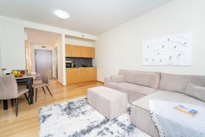 Large One Bedroom Flat - Mountain Bliss