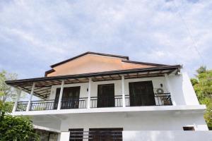 Yala Quest Safaris-Tours-HomeStay