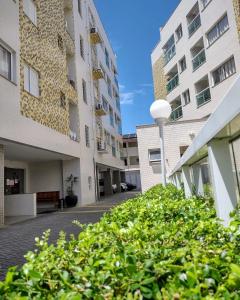 Cond Monte Carlo - Praia Grande - Ubatuba - Lazer Completo