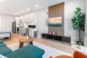 1 bed APT - located next to center city