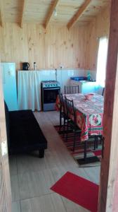 Cabañas full equipadas estacionamiento, Relajación y más