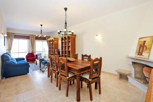 C25 - Town Center Apartment in Lagos