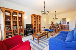 C25 - Town Center Apartment in Lagos