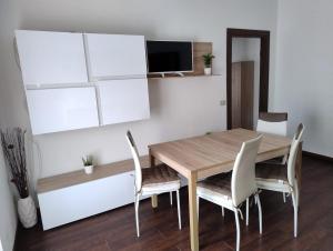 Casa LuVi near Metro M1-Rho Fiera-Milano Centro