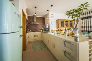 D09 - Porto de Mos Luxury Villa