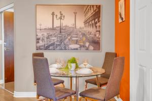 2 bedroom spacious apartment in Mississauga