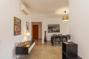 C02 - Luxury 3 Bed With Pool View