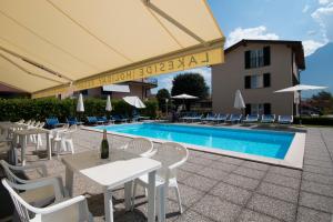 Lakeside Holiday Resort