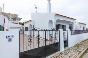 D02 - Carrob Street House