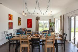 D13 - Eiras Velhas Holiday House in Almádena