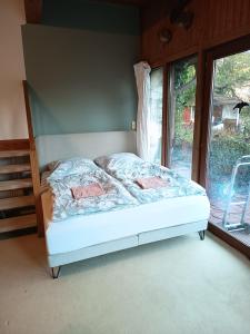 Großes Zimmer mit eigener Terrasse