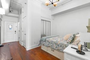 Knockout Loft- Near Plant Riverside