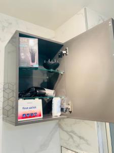 Elegant studio near transport and terrace