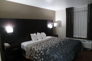 Travelodge by Wyndham North Charleston
