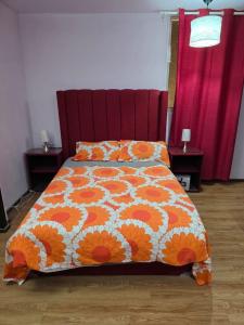 Suite Roja moderna para hasta 3 huéspedes Céntrica, cómoda y con excelente conectividad