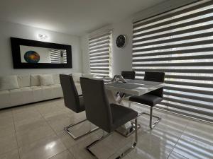 Hermoso y comodo apartamento con Aire acondicionado y parqueo privado en unidad residencial - Jamundi