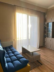 Modern Apartment with city view near Metro