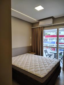 Frente mar com piscina