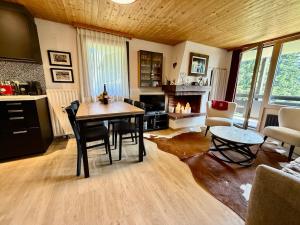 71 18 Les Lutins Alpe des Chaux 4 people