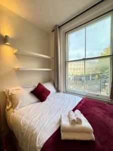 2BD London Luxe Retreat in the Heart of City