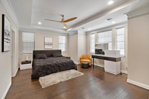 Modern Loft Unit with Patio at the Galleria