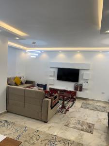Brand new luxury apartment in Hadayek el ahram