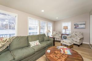 Cozy Lake House on Abbots Creek, Lexington NC