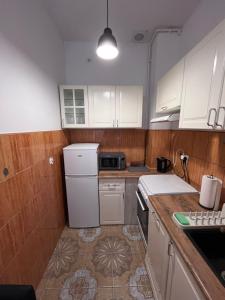 Home & Pool Apartment