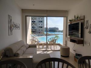 Apartamento con laguna de aguas cristalinas