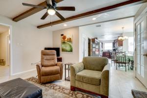 Fire Pit and Yard El Paso Retreat By Fort Bliss!