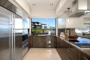 Kapalua Bay Villas 3 Free Rental Cars KBM Resorts Panoramic Ocean Views 3 Units 4 Bedrooms KBV ML-2083