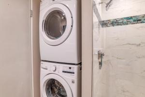 Kapalua Golf Villas 2 Free Cars KBM Resorts Large Bedrooms 2 Units 2 Bedrooms ML-2168