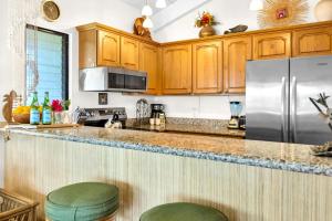 Napili Point 2 Free Rental Cars KBM Resorts Water Front 2 Units 4 Bedrooms ML-2441