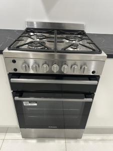 Beachside & Jetty View 3 - Pirate Cave No view