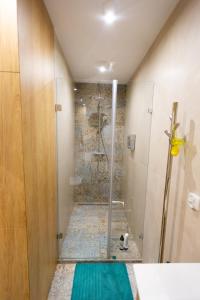 Apartment with a view of the Oder, 500m from the Market Square