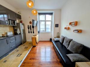 Baixa Sunny apartment with a View!