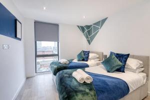 35 percent Off Stylish Liverpool Abode