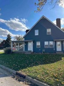 Charming 2BR Speedway Home, Walk to IMS and Main