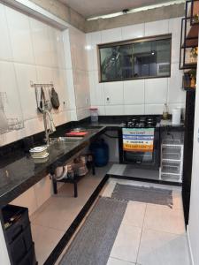 Casa confortável com entrada independente