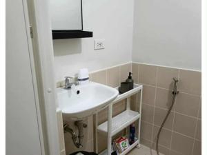 one bedroom condo unit