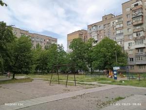 Сонячна набережна 17