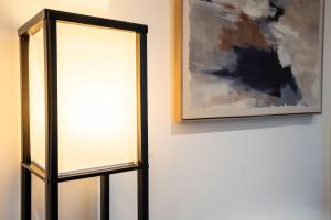 Leeds City Living by The River - Sleeps 10 - Balcony